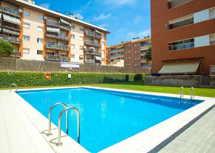 Tic Tac 23 Family With Pool View Lloret de Mar